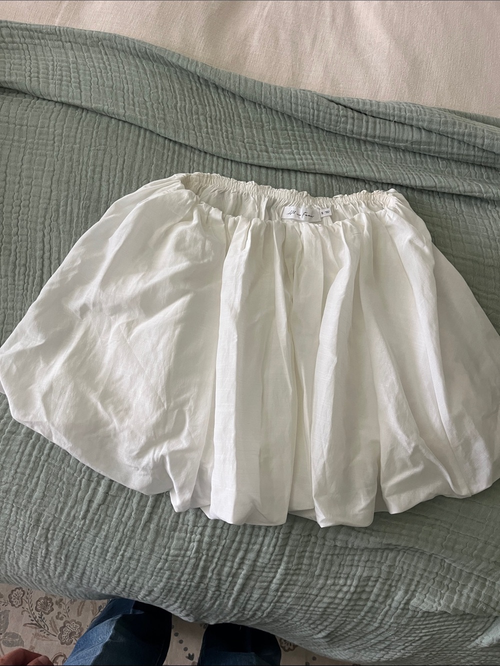 All in Favor Women’s White Bubble Mini Skirt - Lightweight Elastic Waist